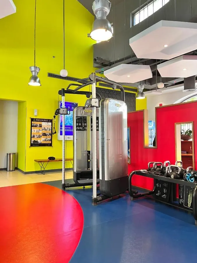 Ampus Albergue Dubái Emiratos Árabes Unidos